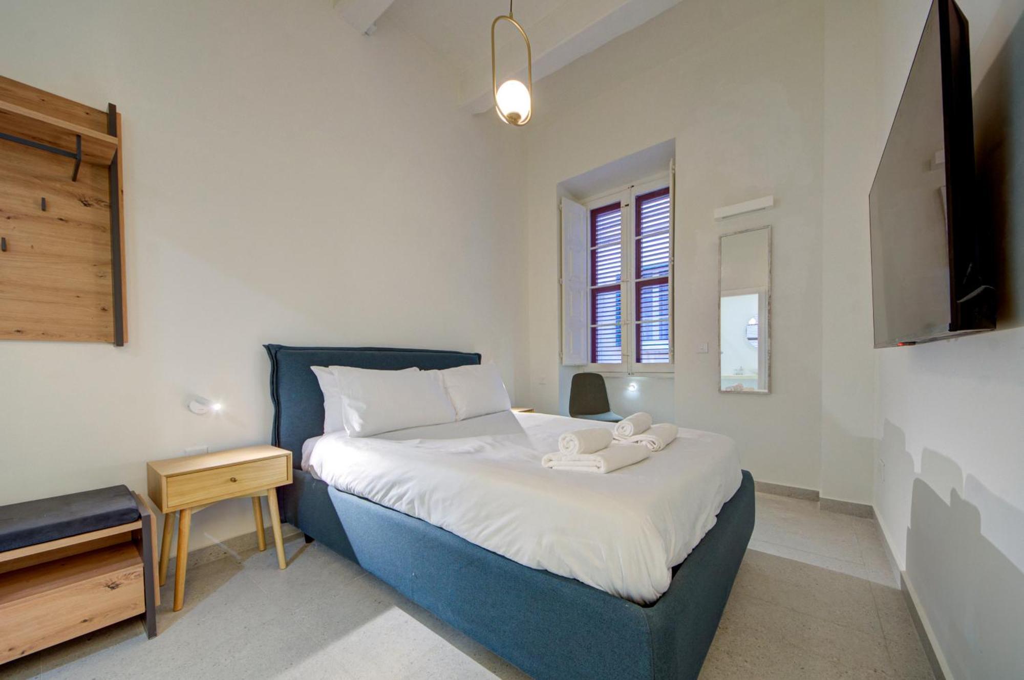Beautiful, Designer 2br In Heart Of By 360 Estates Apartment Valletta