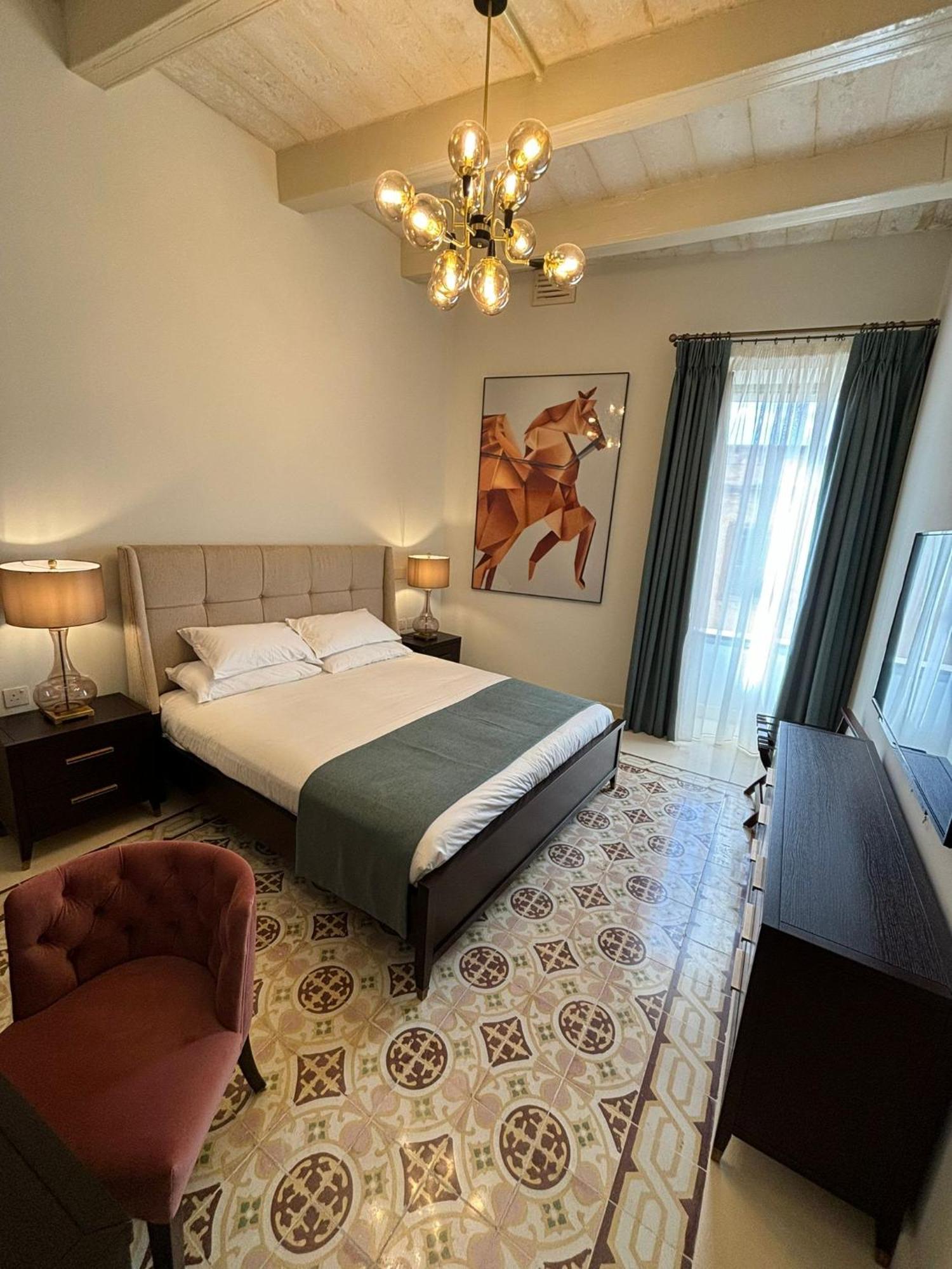 Battery House Hotel