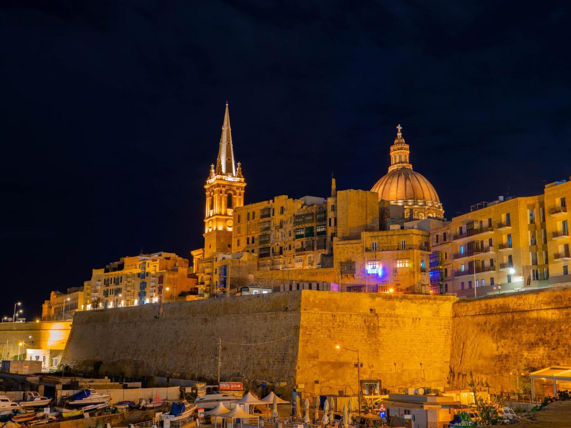 Villa Waterfront With Pool And Jacuzzi Valletta