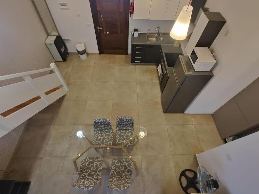Modern Duplex Studio In *