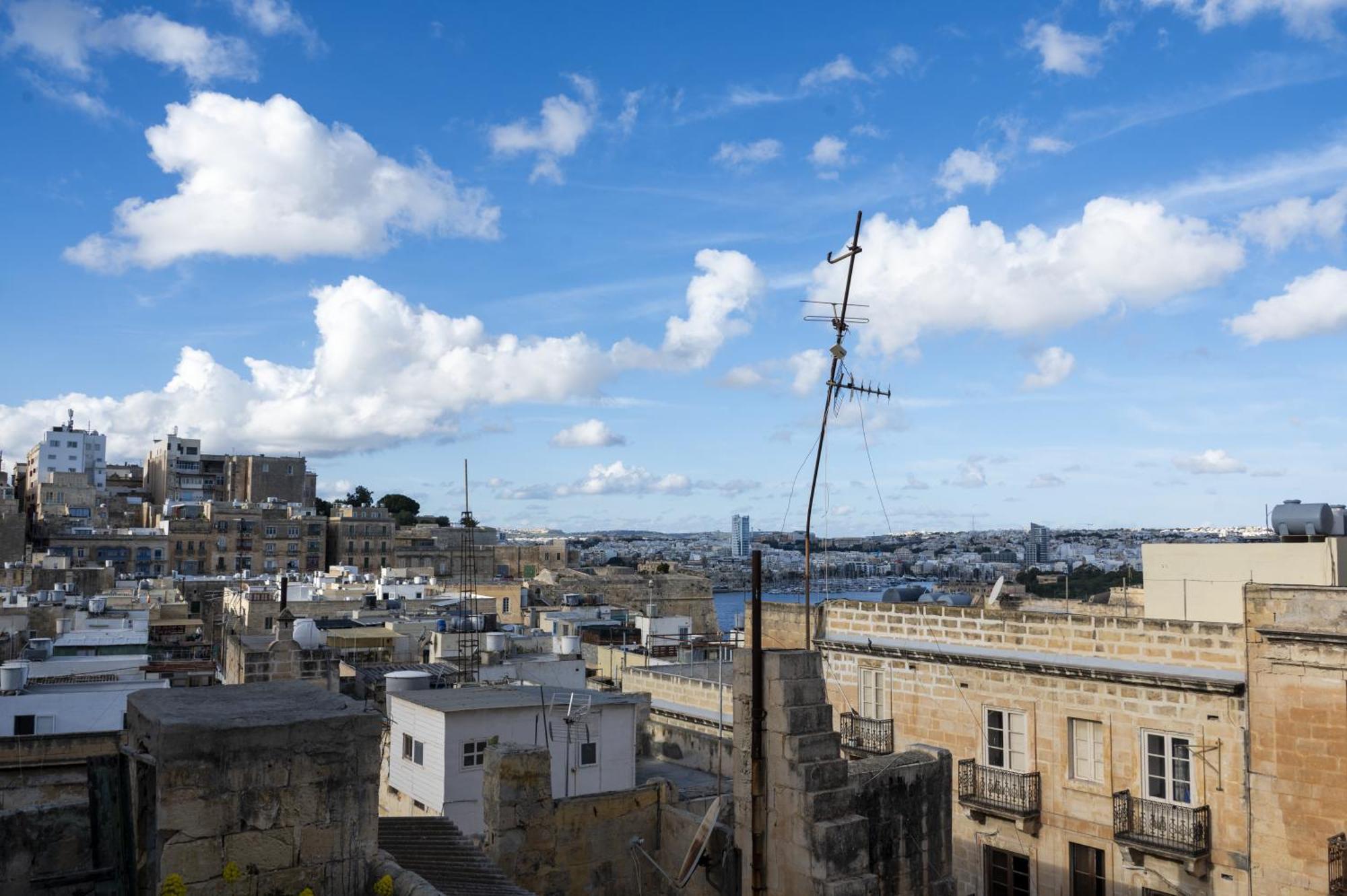 Apartment Valletta City Suites