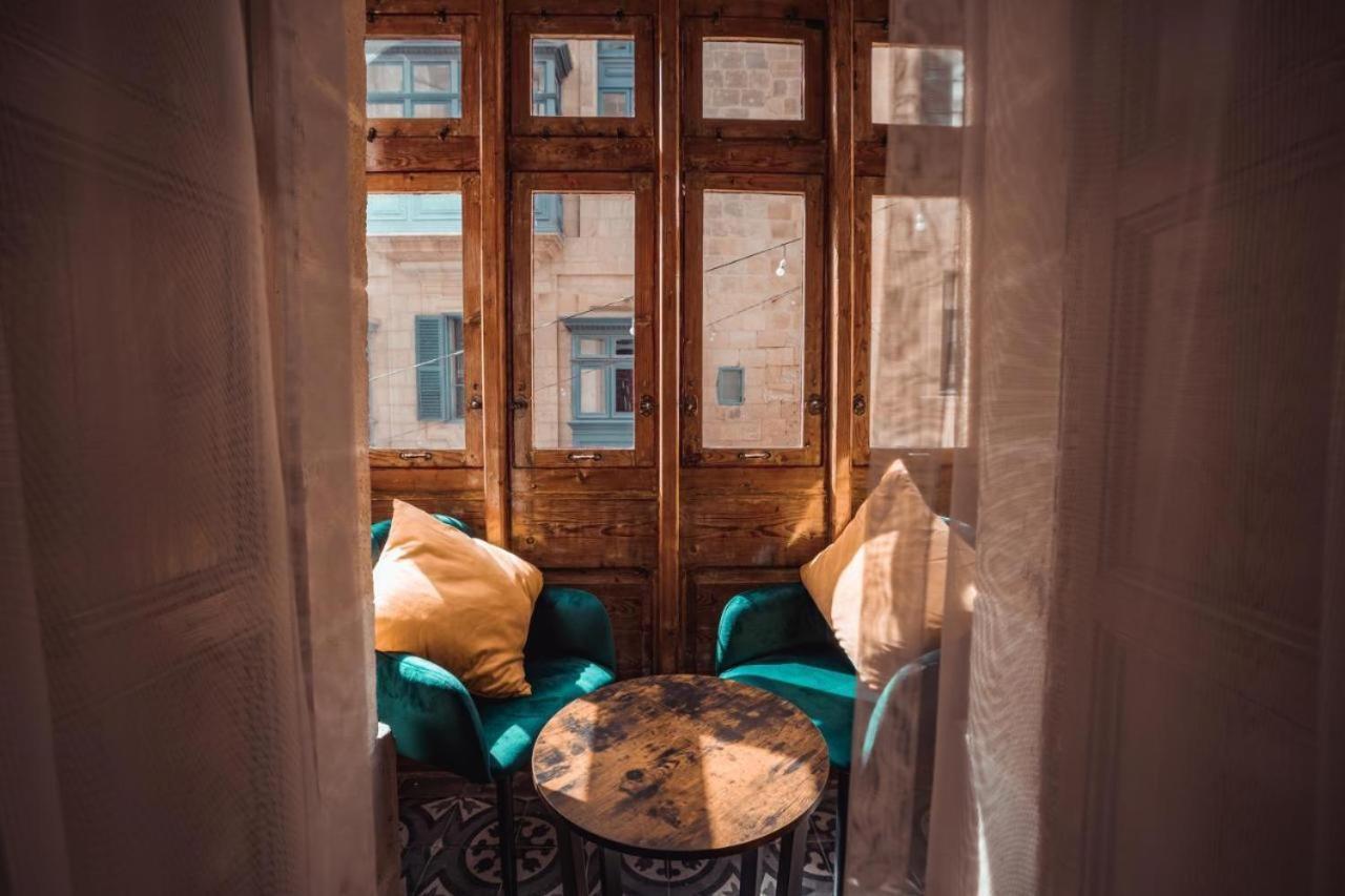 Luxury Year 1500s Palazzino In - Beautiful Rooftop Lounge * Valletta