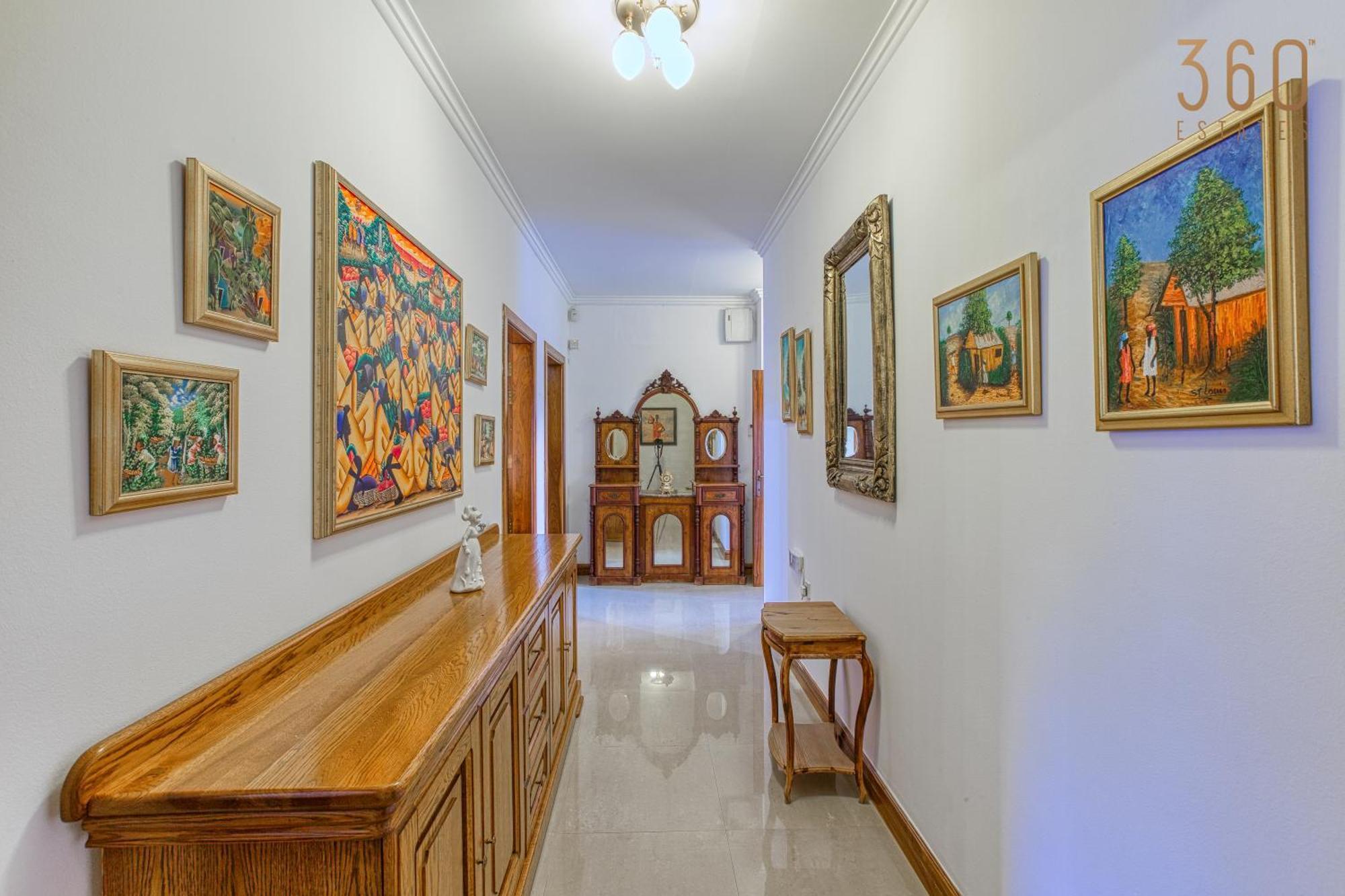 Authentic 2br In The Heart Of By 360 Estates Valletta