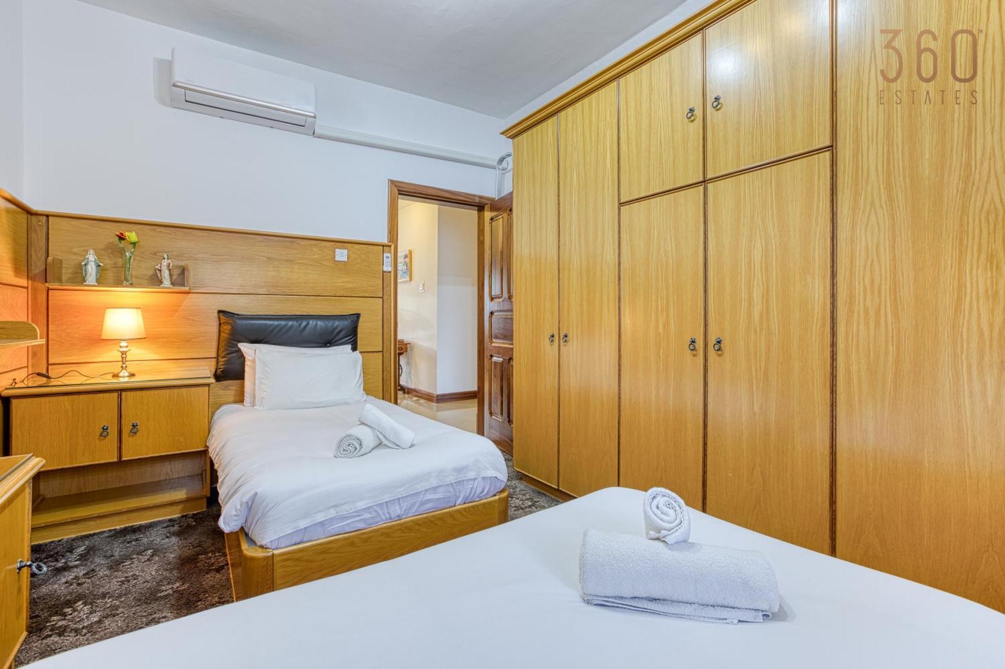 Apartment Authentic 2br In The Heart Of By 360 Estates *