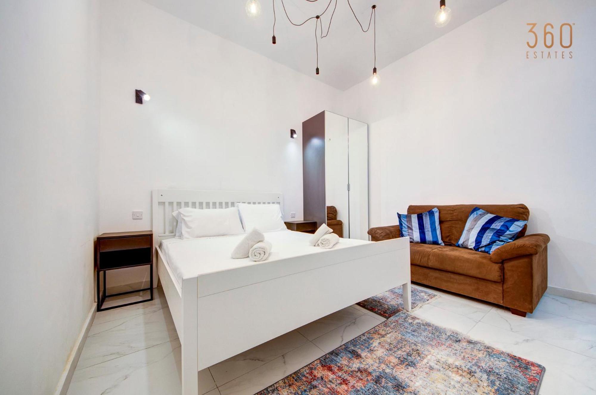 1br In The Centre Of By 360 Estates Apartment