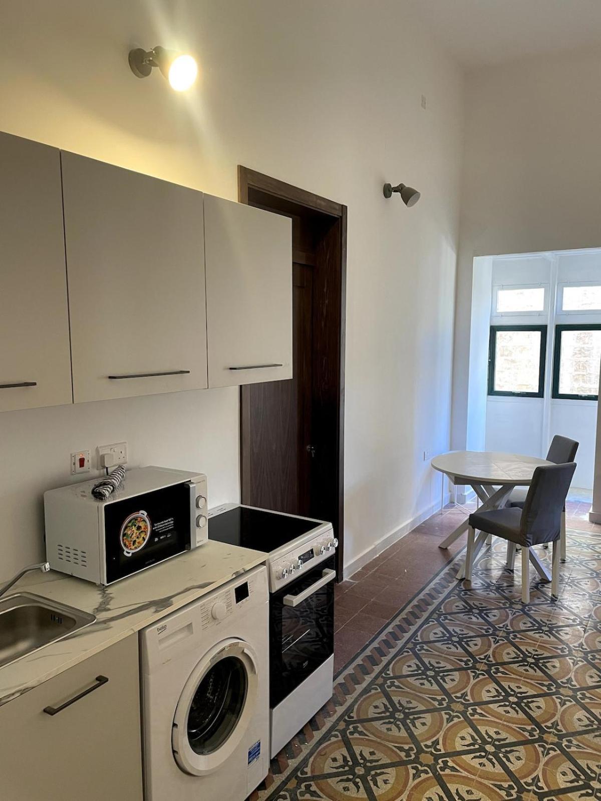 Holiday home The Old Mint House Sleeps 15 *