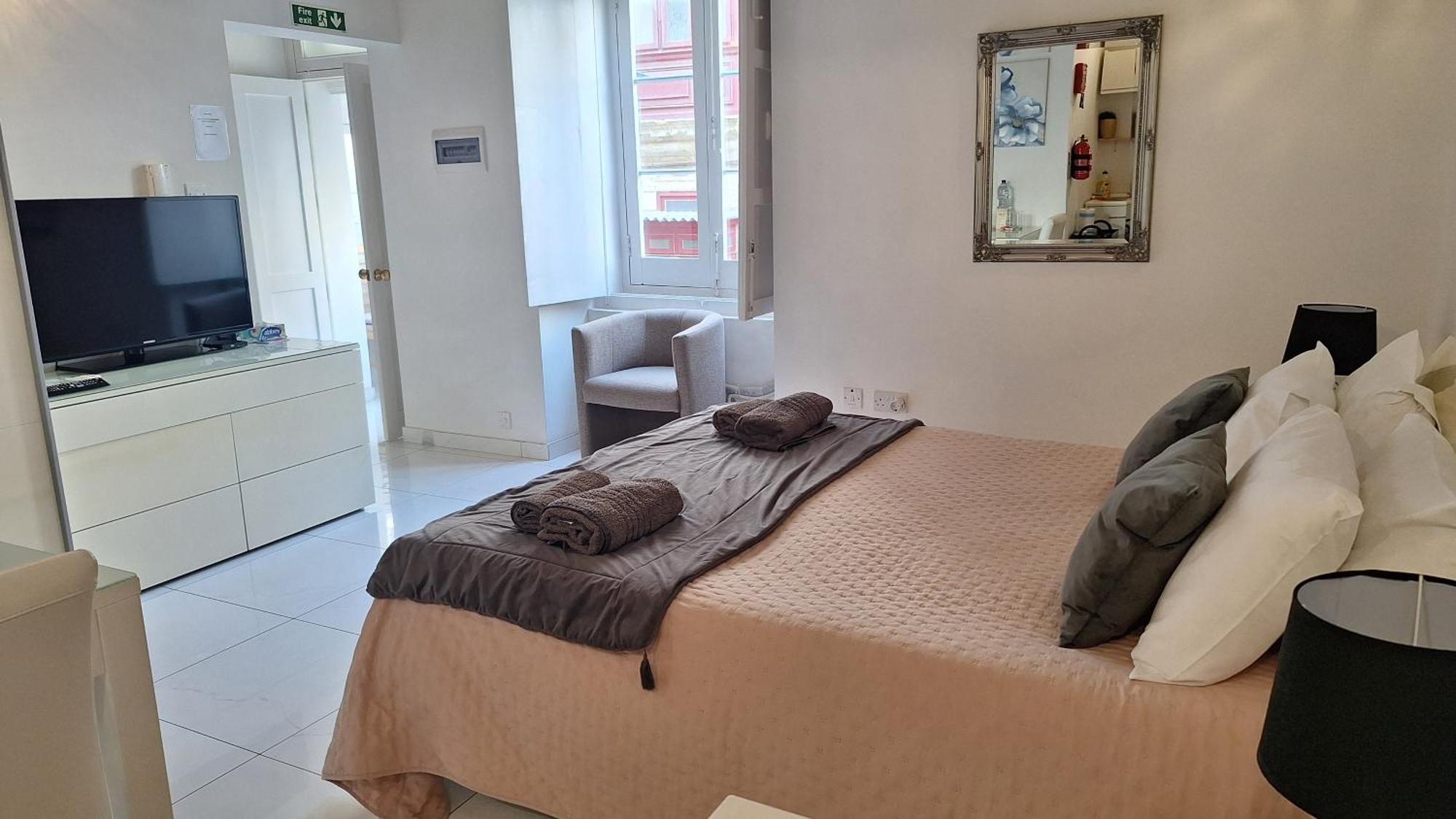 Spqr Apartamento Valeta