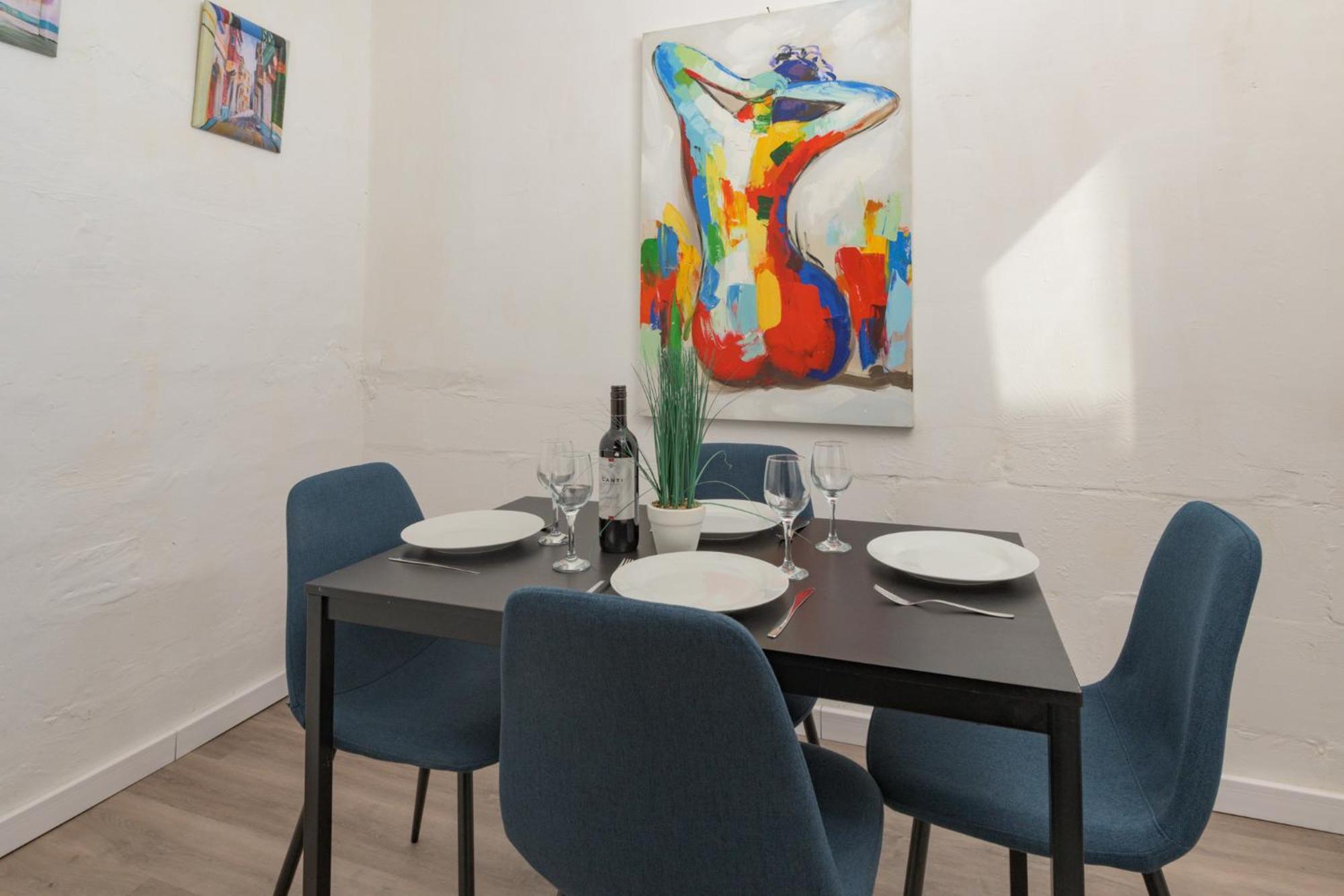 Stylish 2 Bedrooom Centre With Terrace * Valletta