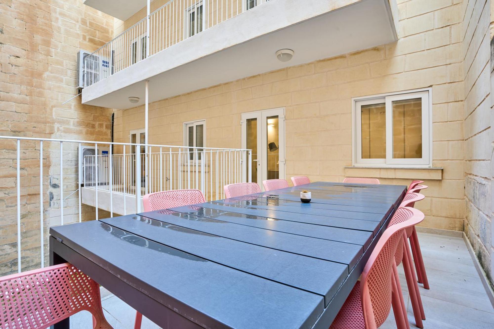 Apartment Modern Two Bedroom In Valletta