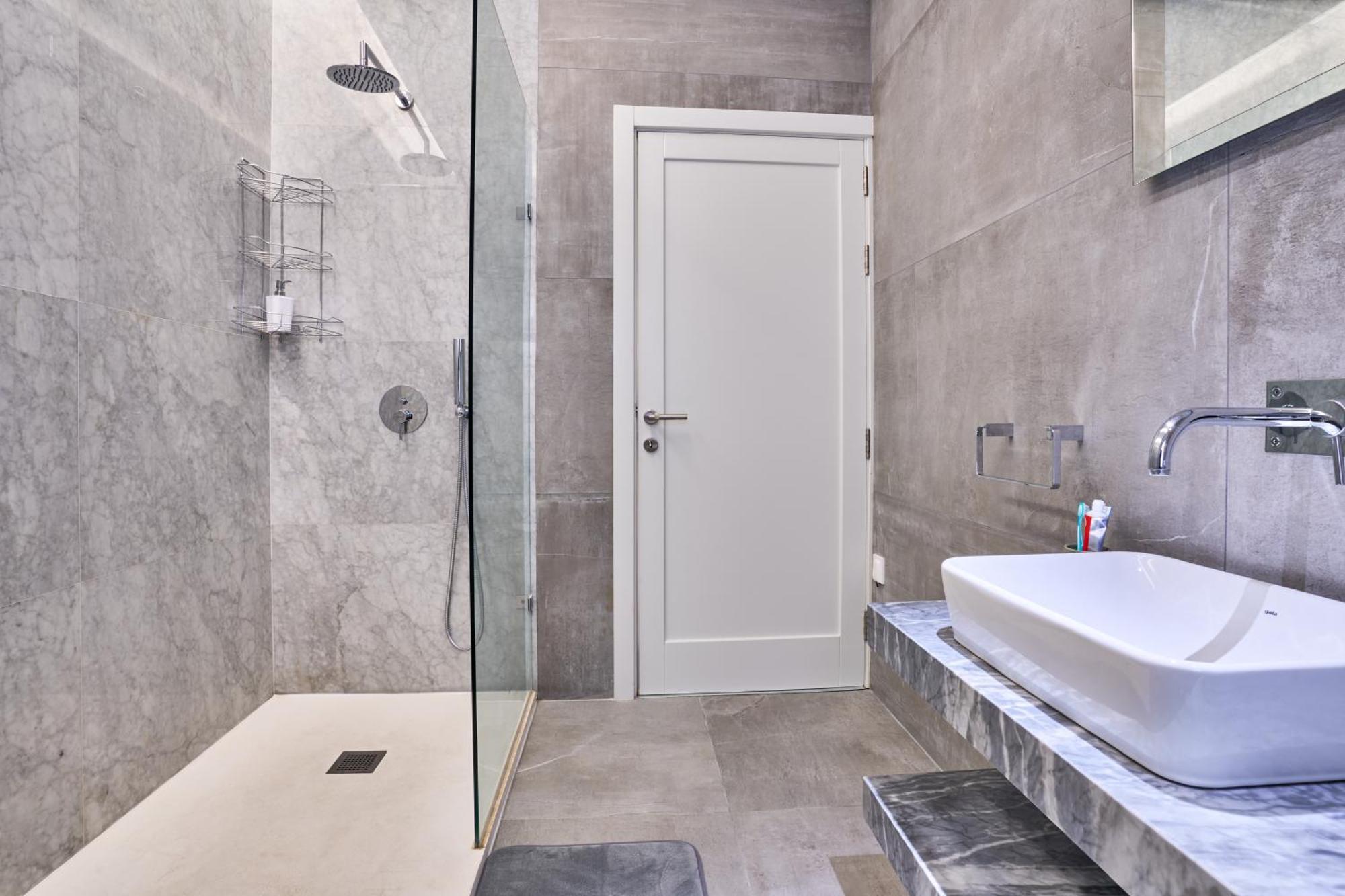 Modern Two Bedroom In *