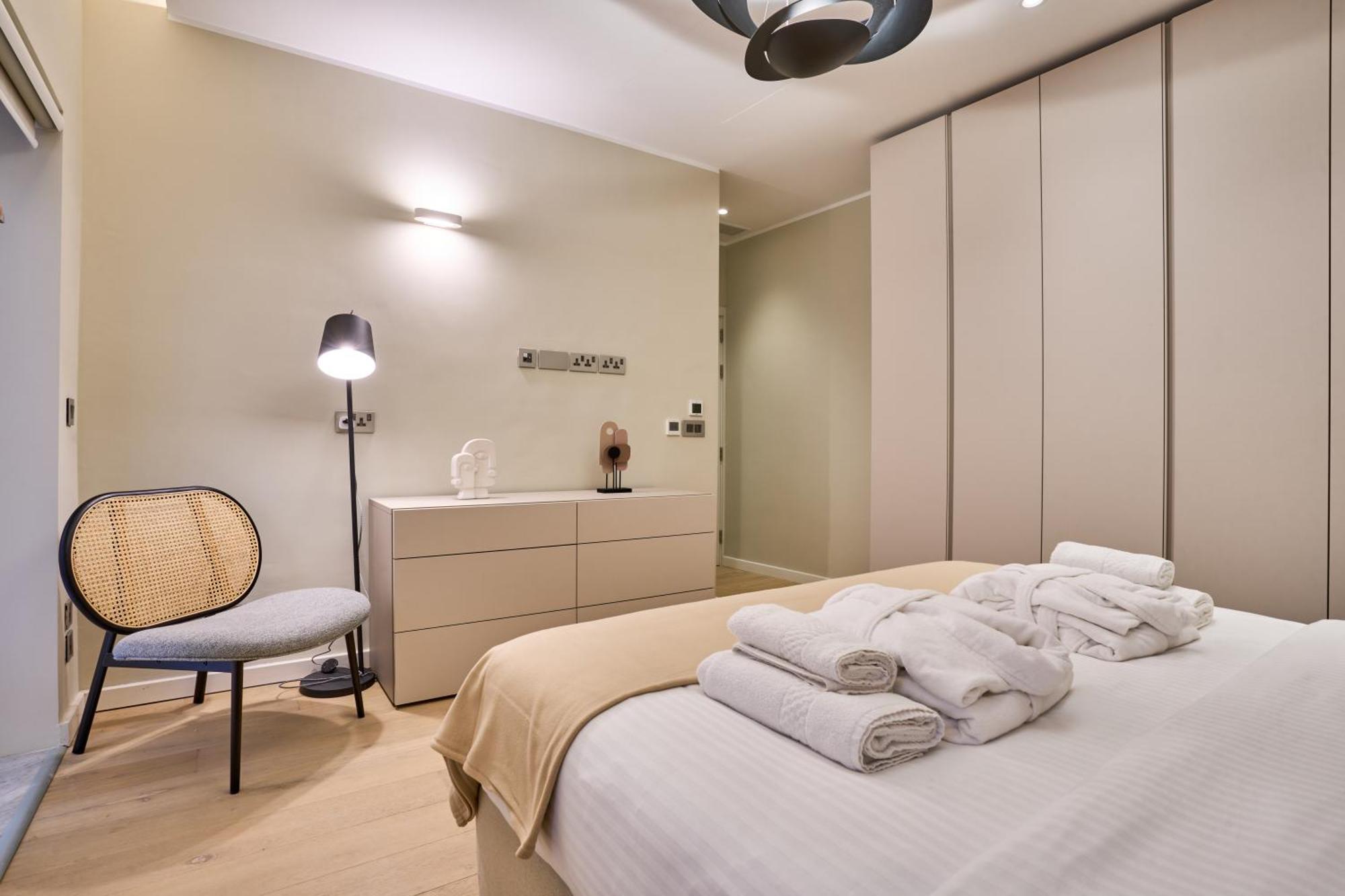 Modern Two Bedroom In Valletta