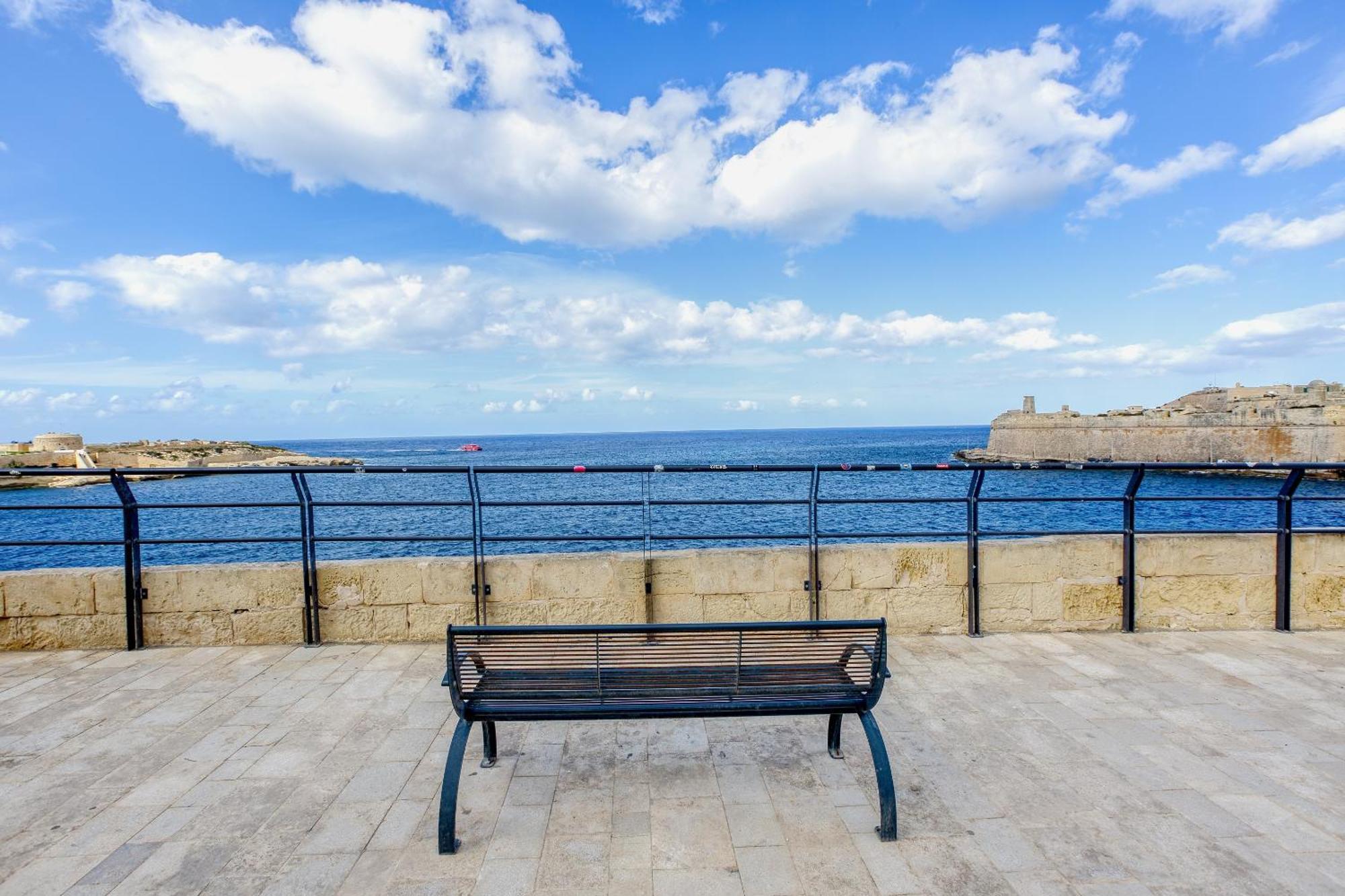Cosy 1br In The Heart Of Vibrant By 360 Estates Valletta