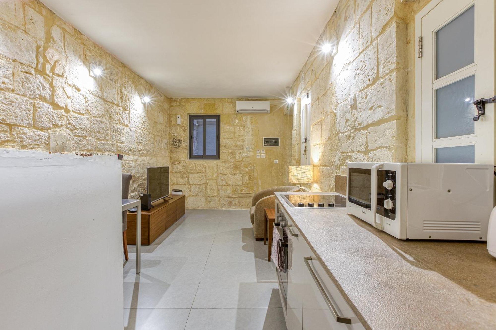 Cosy 1br In The Heart Of Vibrant By 360 Estates Apartment Valletta