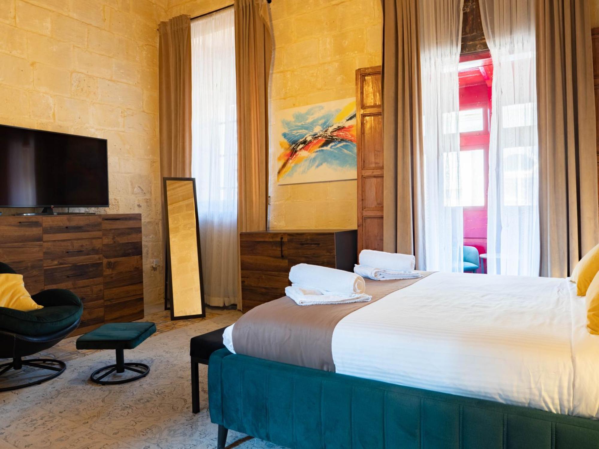 Villa Luxury Year 1500s Palazzino In - Beautiful Rooftop Lounge Valletta