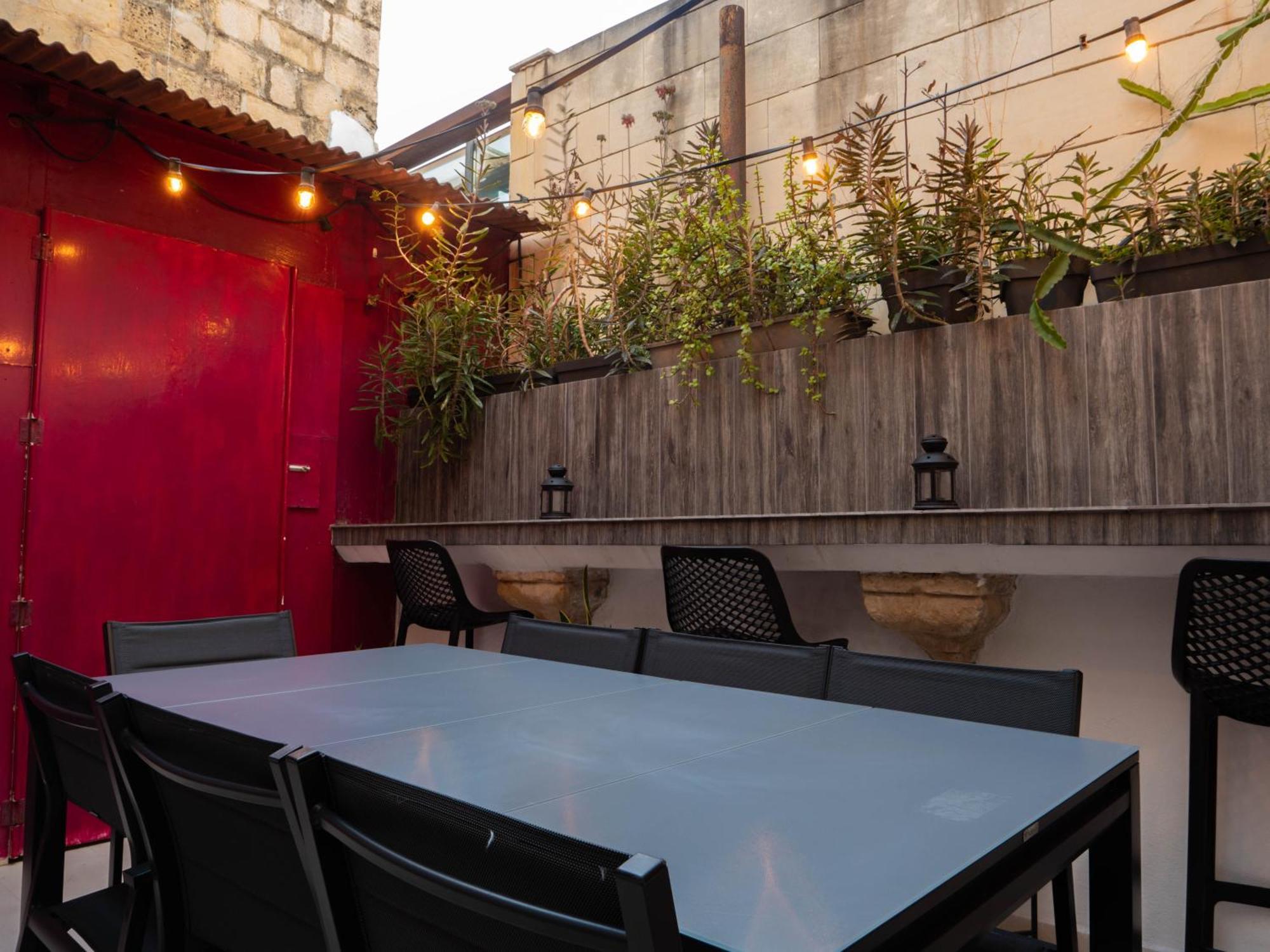 Luxury Year 1500s Palazzino In - Beautiful Rooftop Lounge Valletta