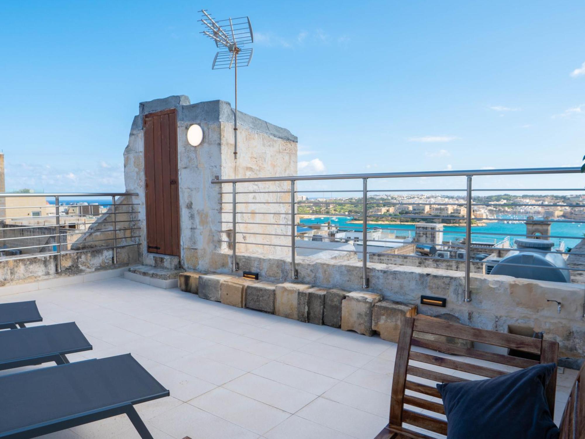 Luxury Year 1500s Palazzino In - Beautiful Rooftop Lounge Villa *