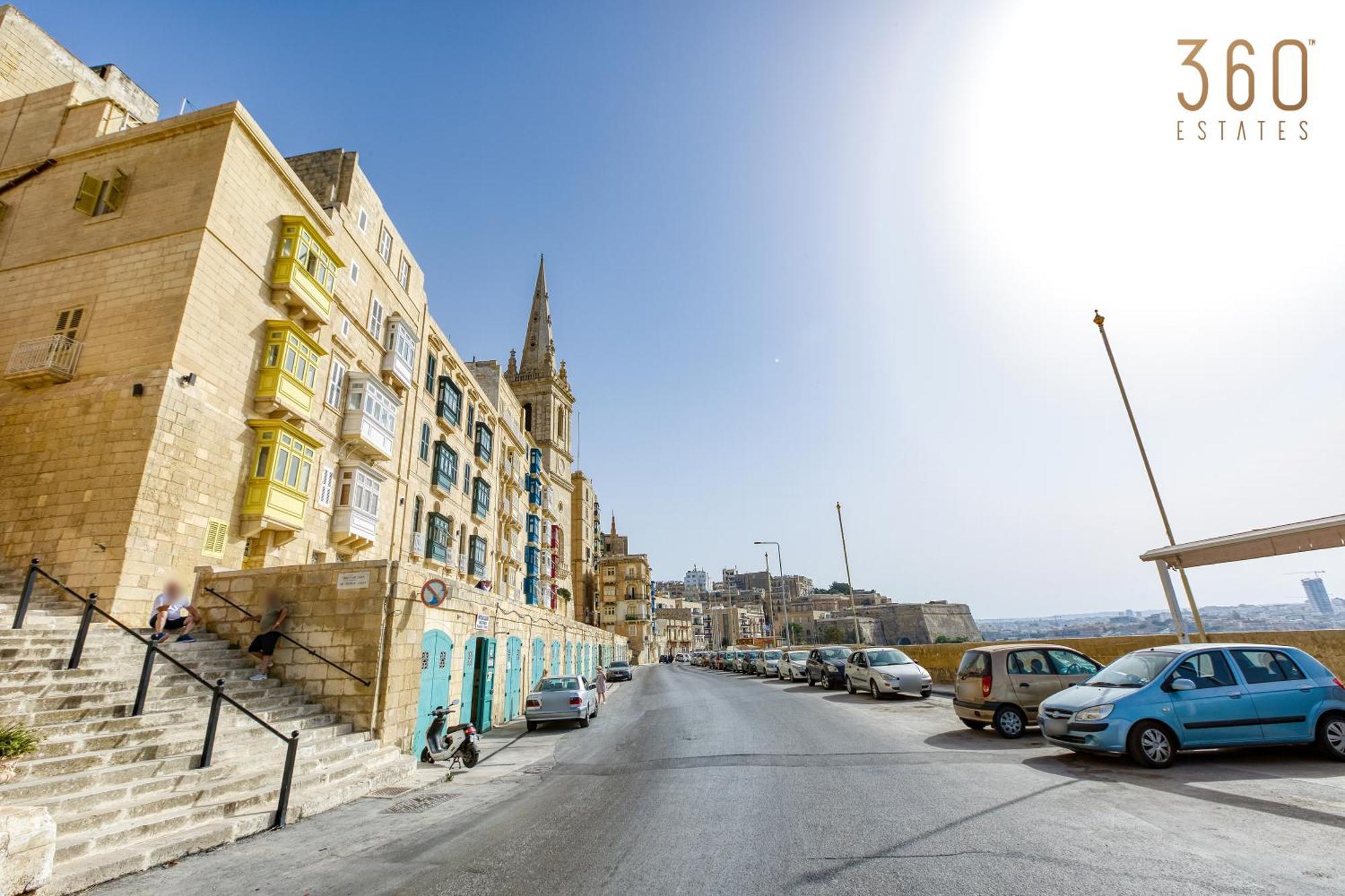 Duplex Penthouse In With Terrace Views By 360 Estates Apartment *