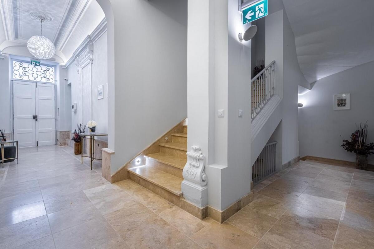 Apartment Old Theatre - Montecristo