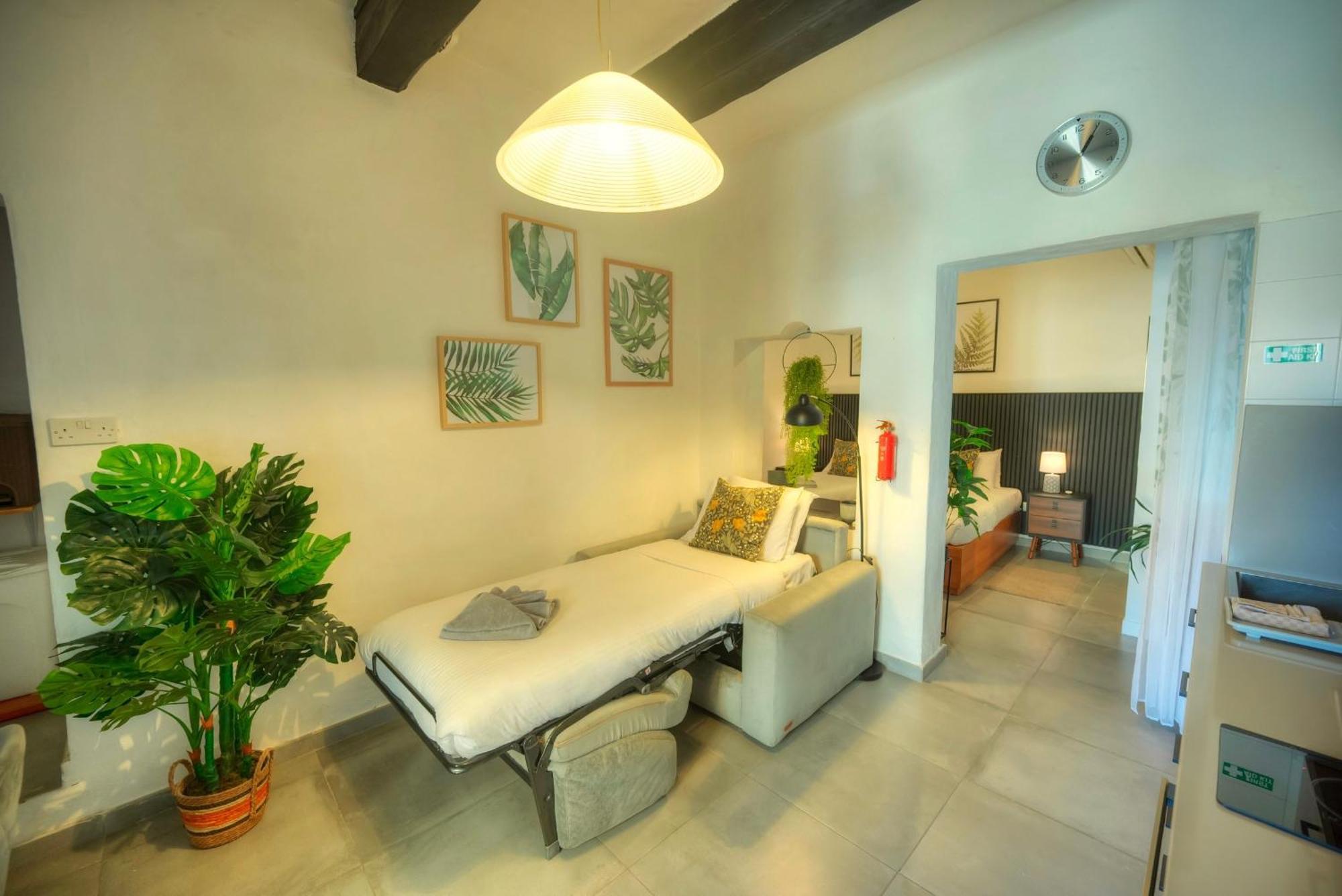 Cozy Flat. Swim 2 Minutes Walk. The Old Mcri1-1 Apartment *