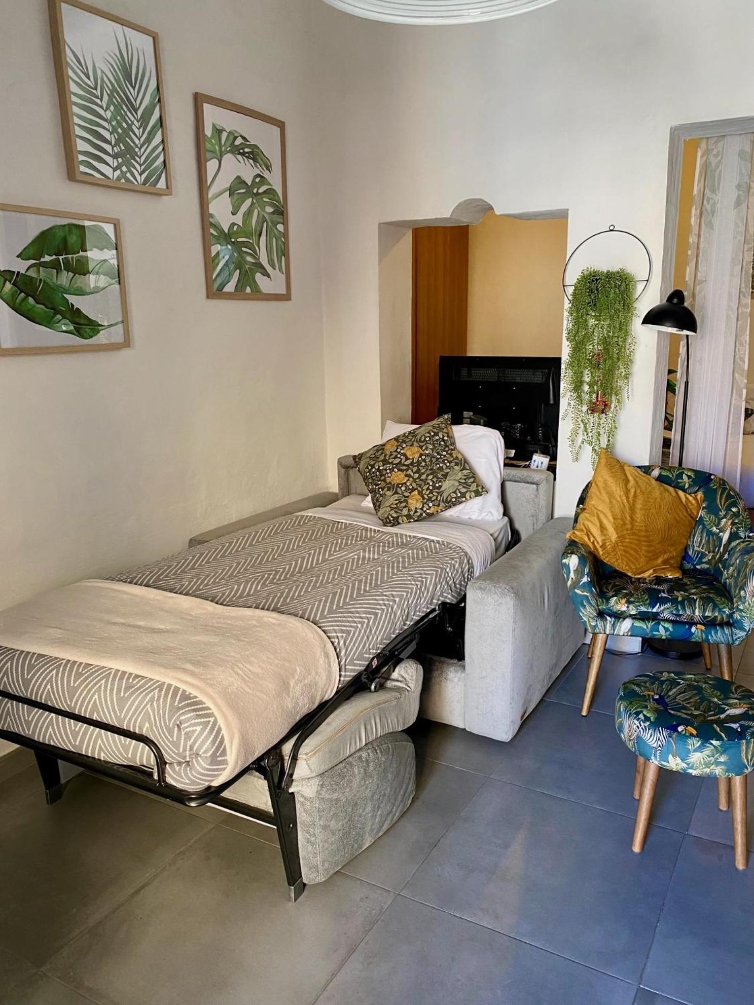 Cozy Flat. Swim 2 Minutes Walk. The Old Mcri1-1