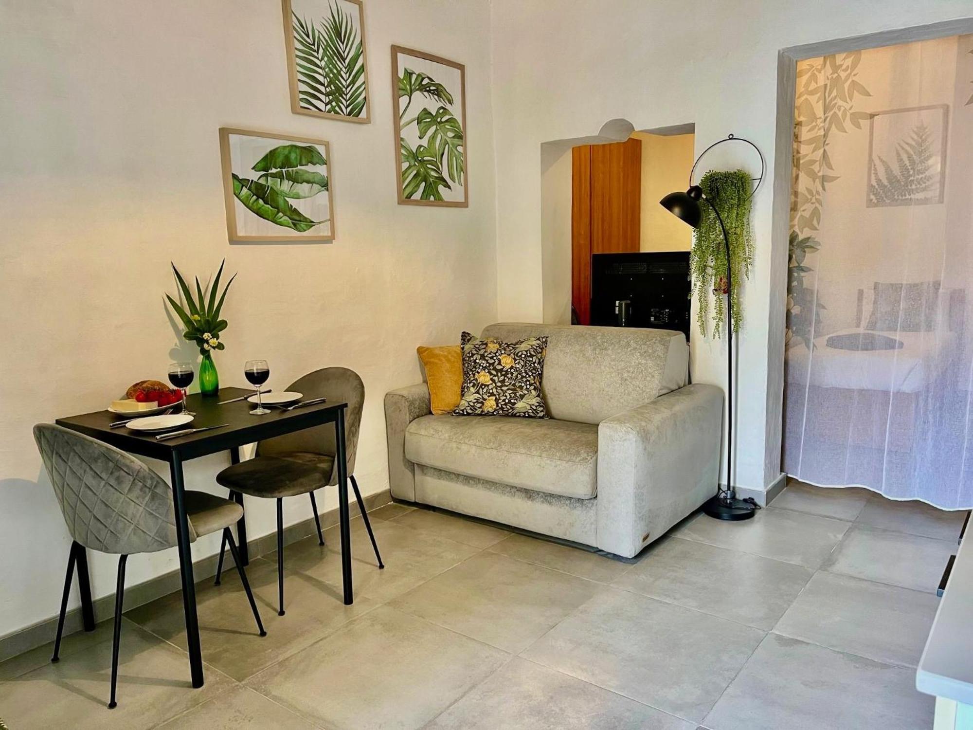 Apartment Cozy Flat. Swim 2 Minutes Walk. The Old Mcri1-1