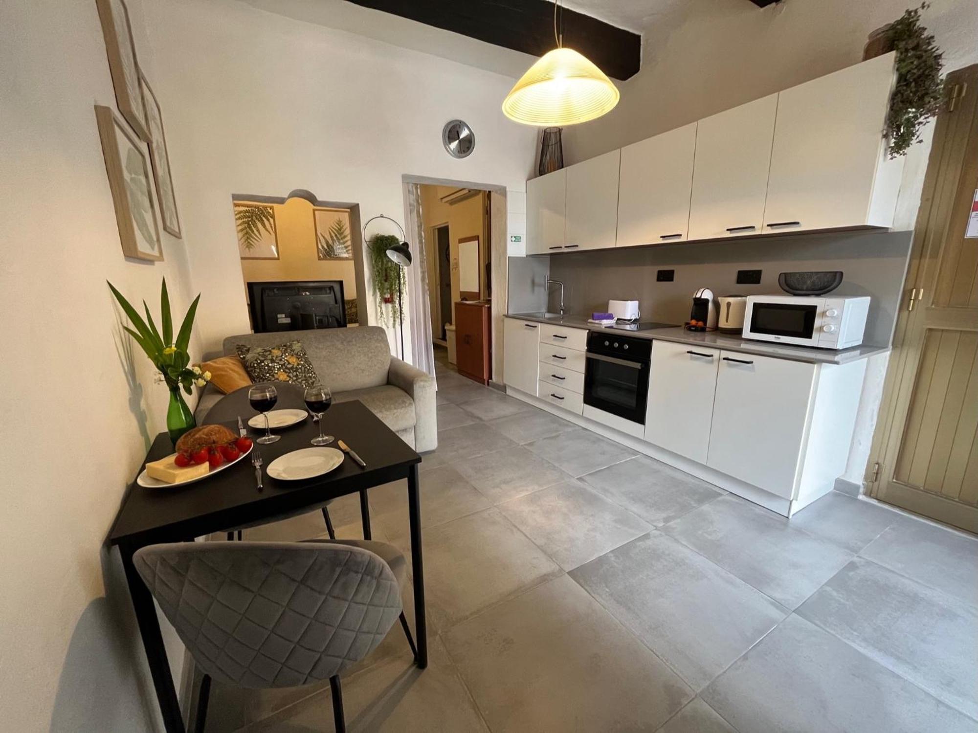 Cozy Flat. Swim 2 Minutes Walk. The Old Mcri1-1 Apartment
