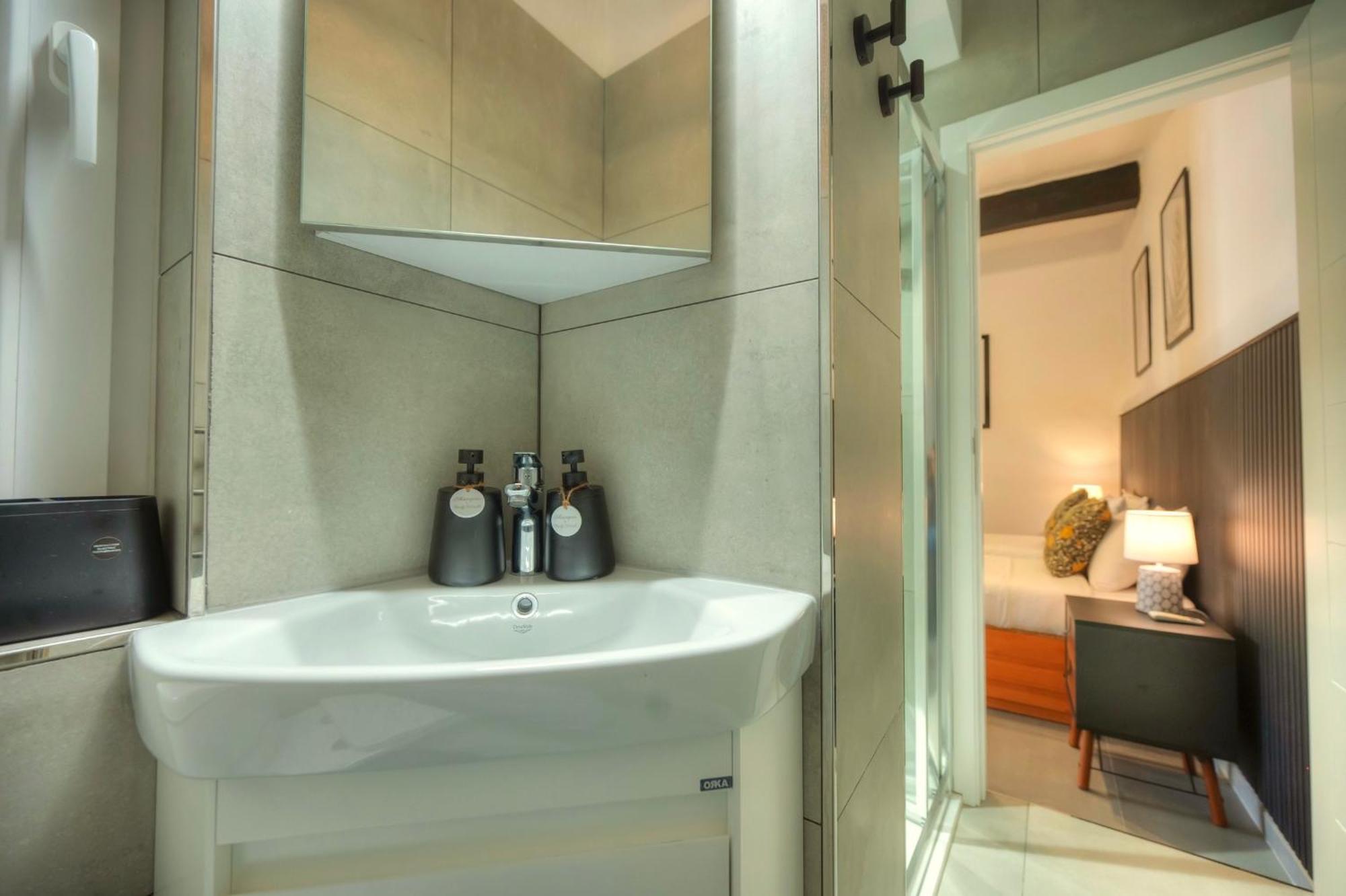 Cozy Flat. Swim 2 Minutes Walk. The Old Mcri1-1 * Valletta