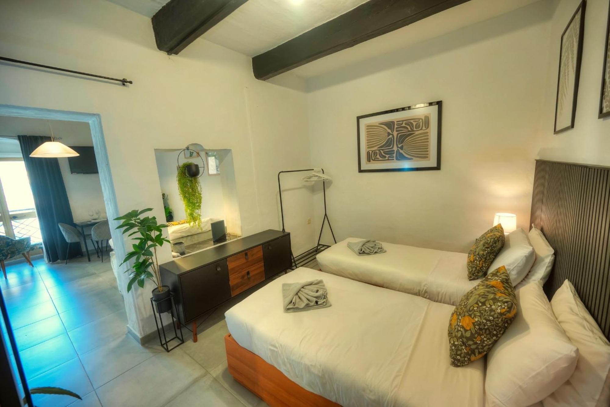 Cozy Flat. Swim 2 Minutes Walk. The Old Mcri1-1 Apartment Valletta
