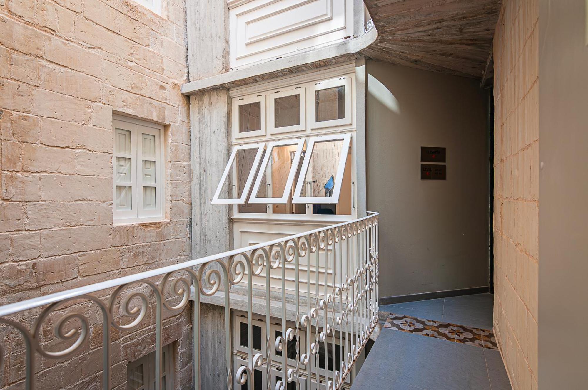 Collection Orangerie 401 Apartment Valletta