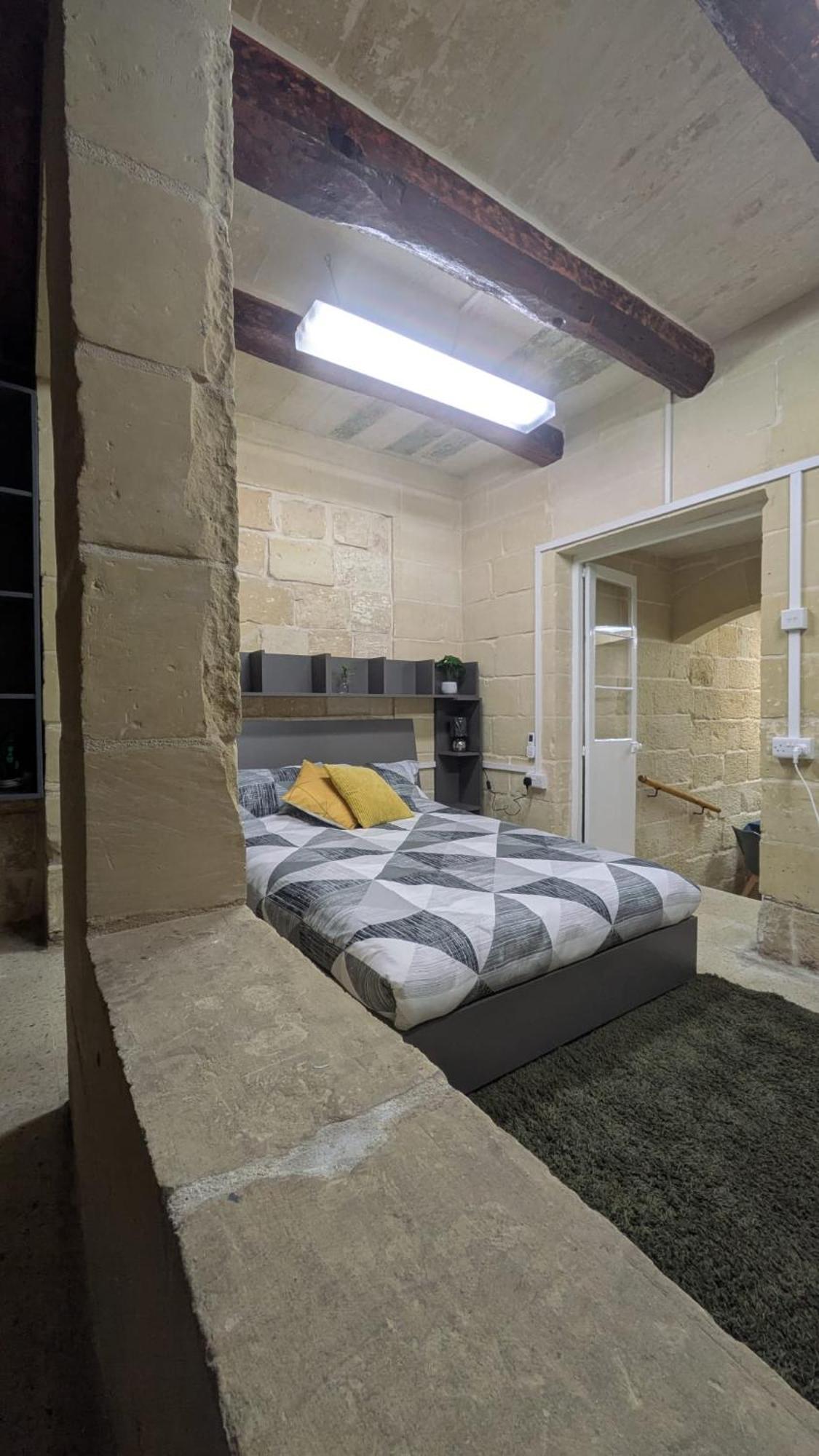 Apartment Authentic *