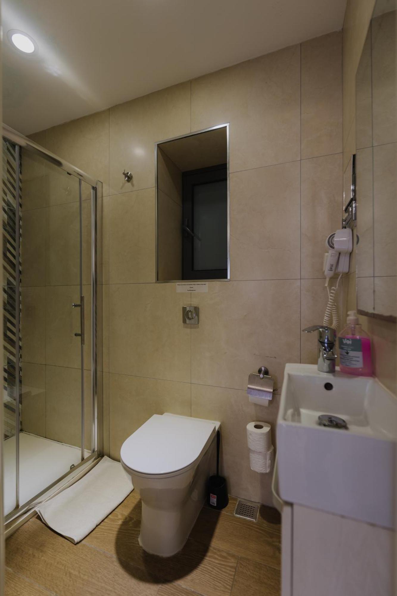 Jean De Valette Boutique Living Apartment