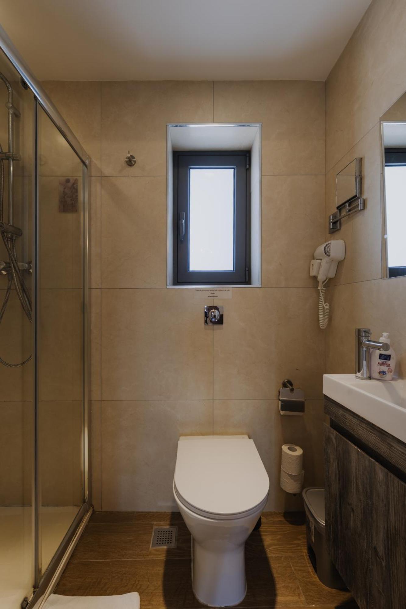 Jean De Valette Boutique Living Apartment