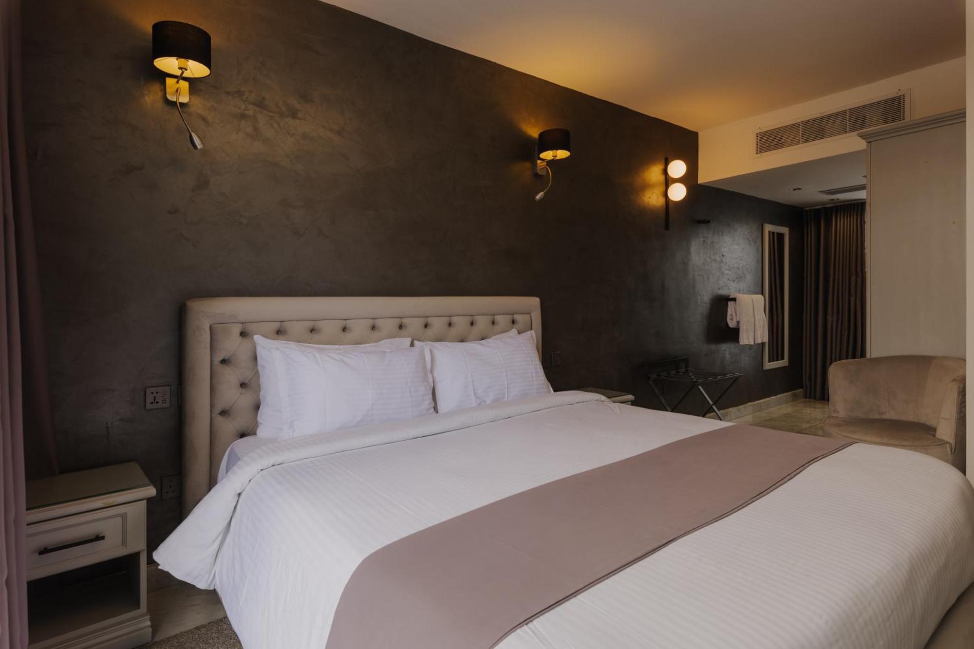 Casa Reale Boutique Hotel *