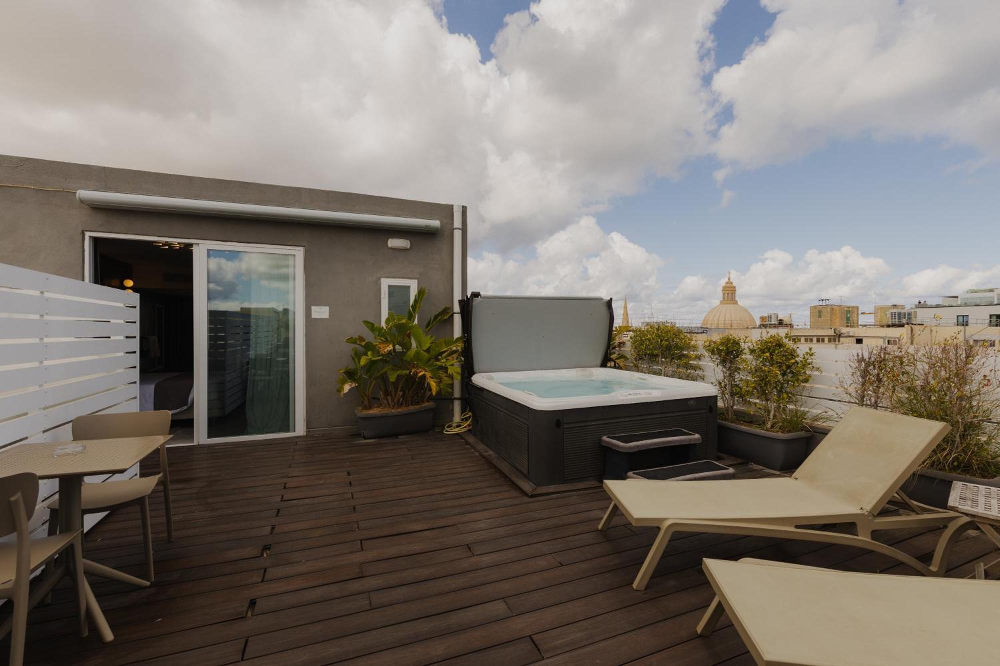 Casa Reale Boutique *