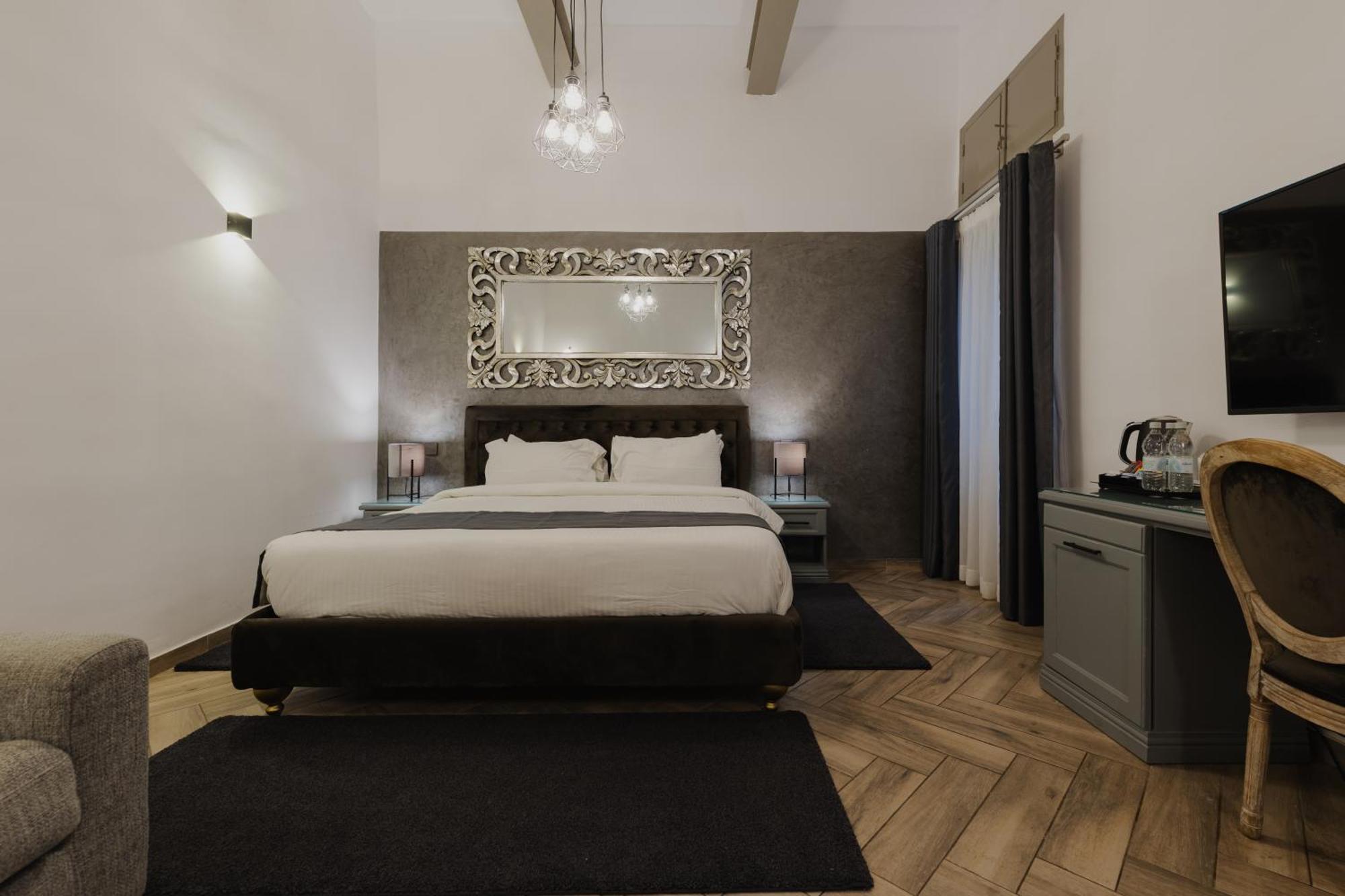 Casa Reale Boutique Hotel *
