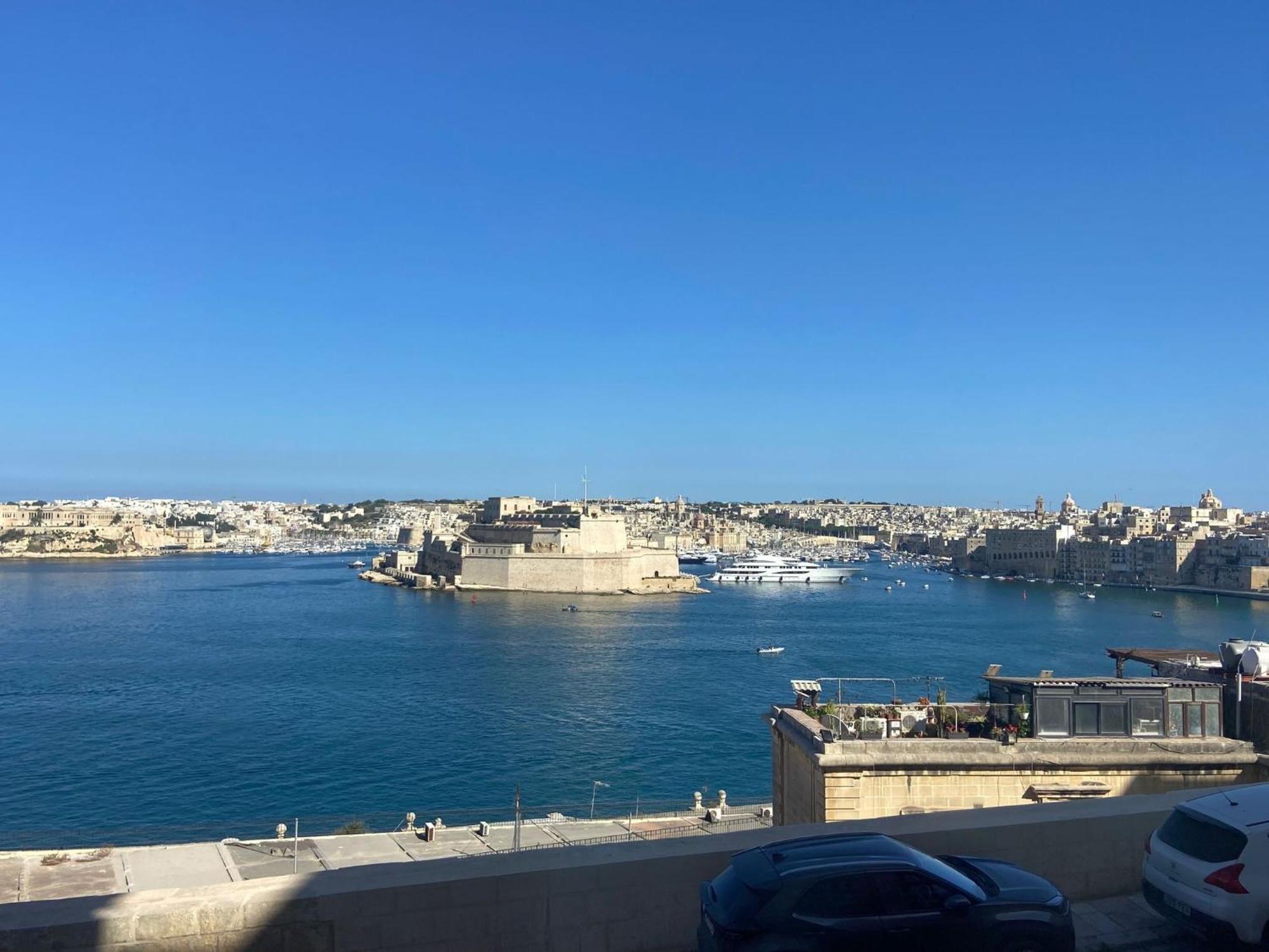 Seaview Townhouse Apartment