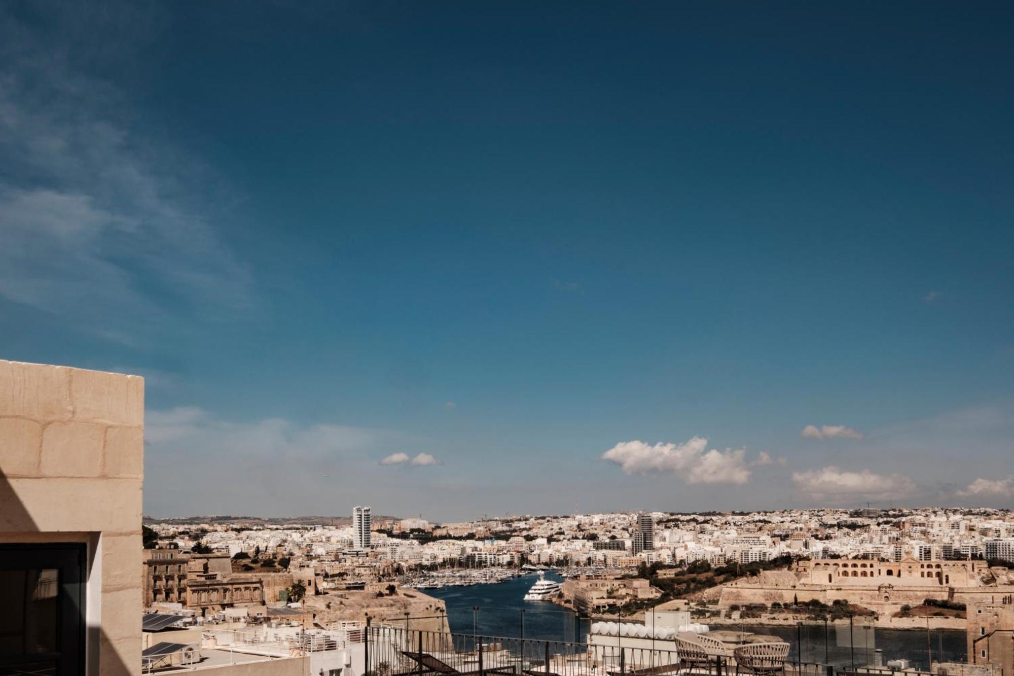 1926 La Galerie Boutique Art 4* Valletta