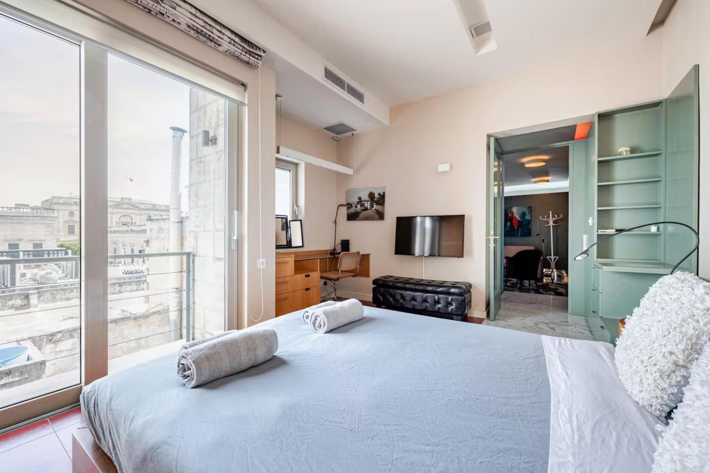 Penthouse With Jacuzzi & Panoramic Views - Heart Of