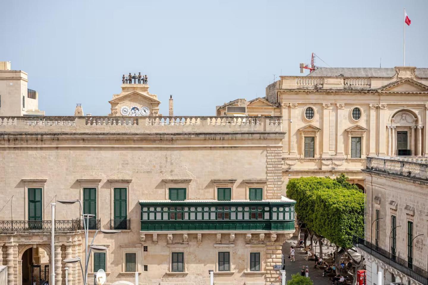 Penthouse With Jacuzzi & Panoramic Views - Heart Of Valletta