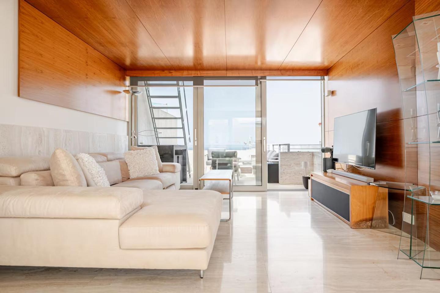 Penthouse With Jacuzzi & Panoramic Views - Heart Of Apartment Valletta