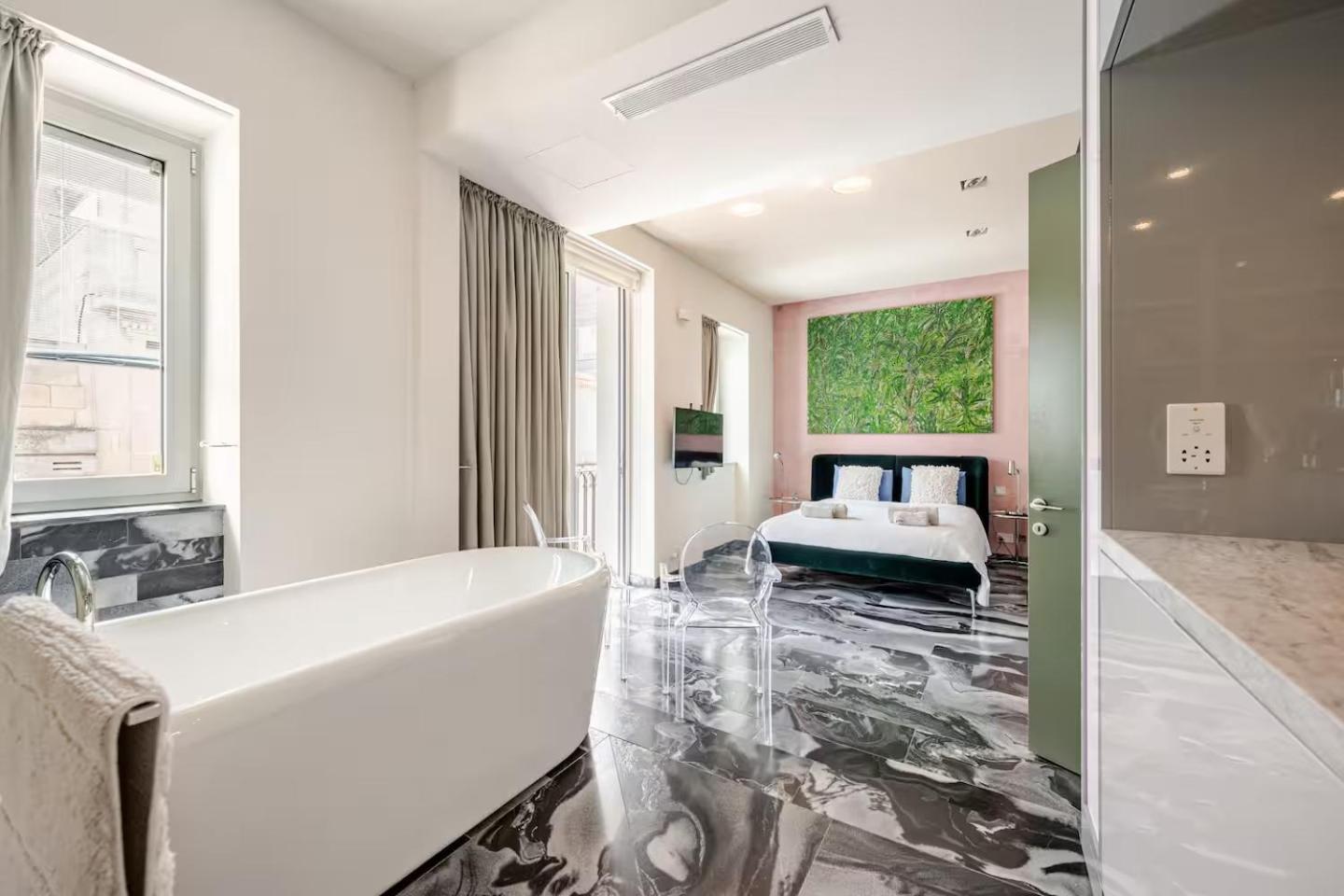 Penthouse With Jacuzzi & Panoramic Views - Heart Of Valletta