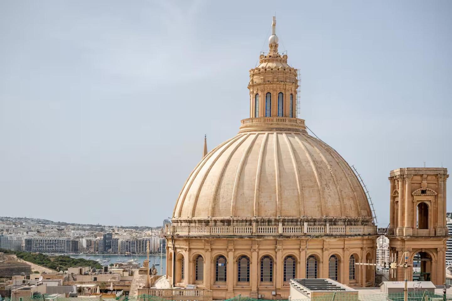 Penthouse With Jacuzzi & Panoramic Views - Heart Of Valletta