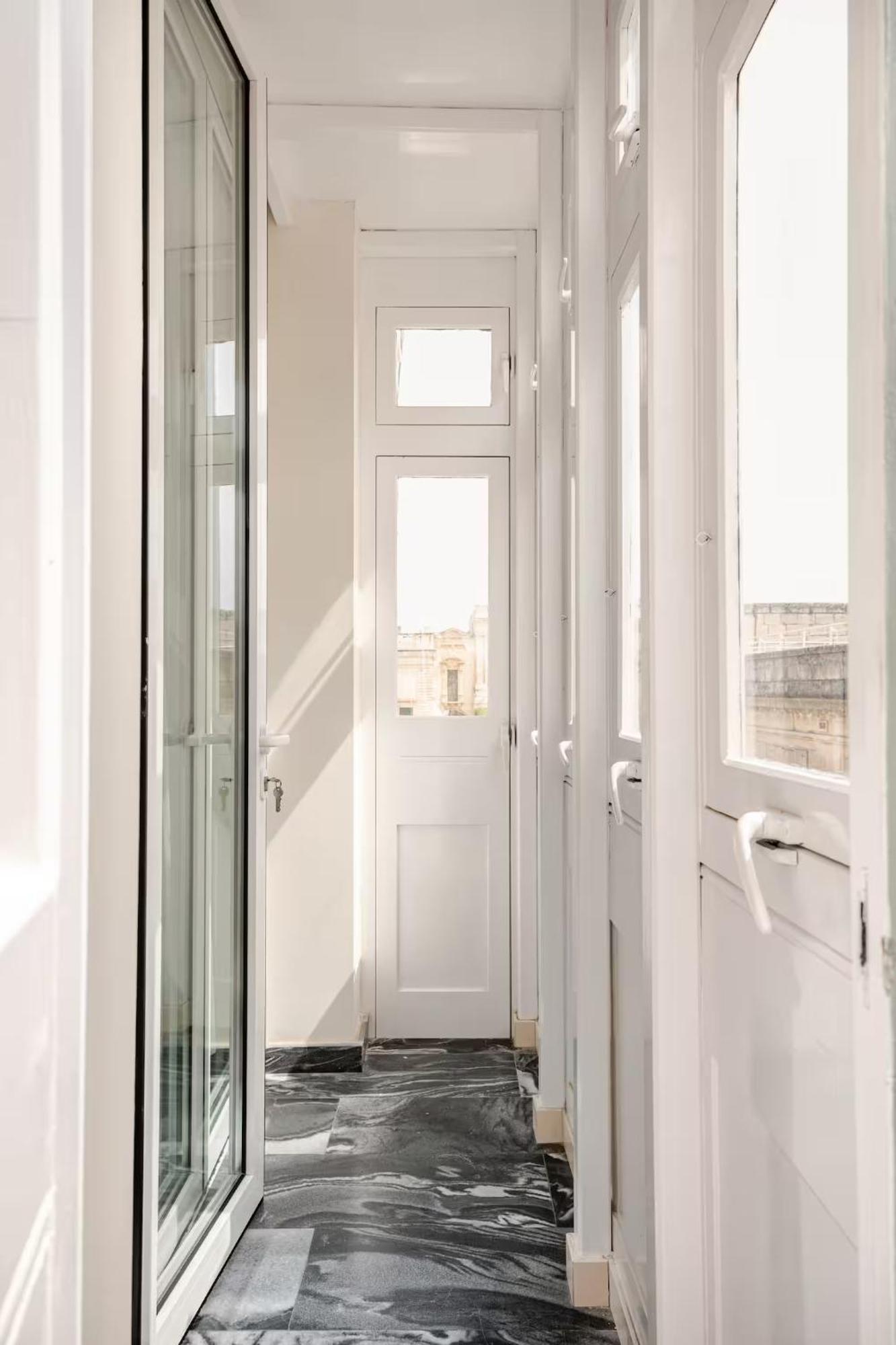 Apartment Penthouse With Jacuzzi & Panoramic Views - Heart Of Valletta