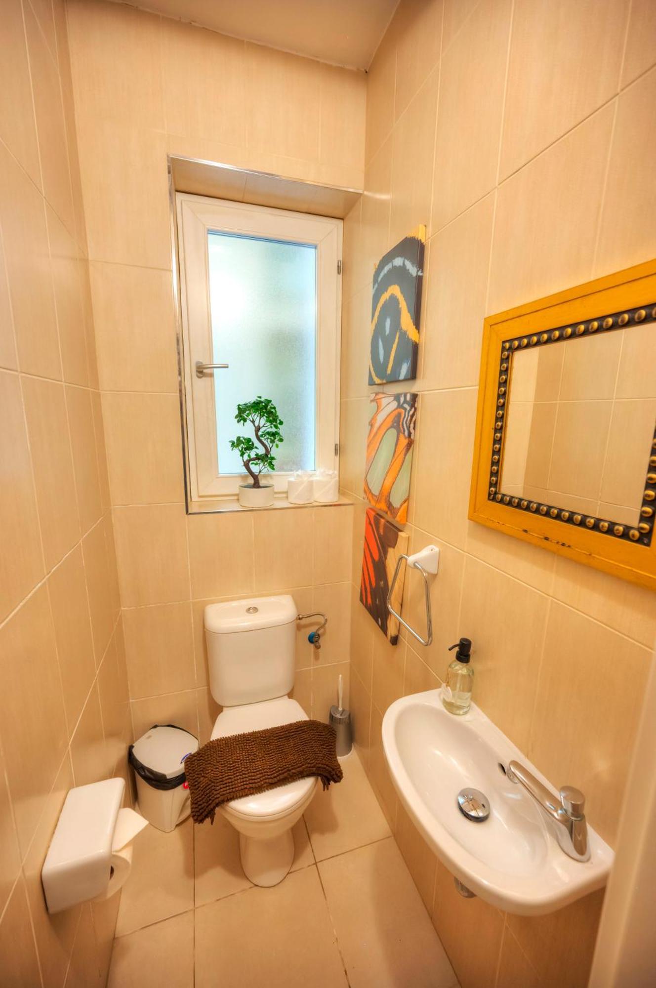 Magestic Palazzo, Jacuzzi On Roof Terrace Goval-3