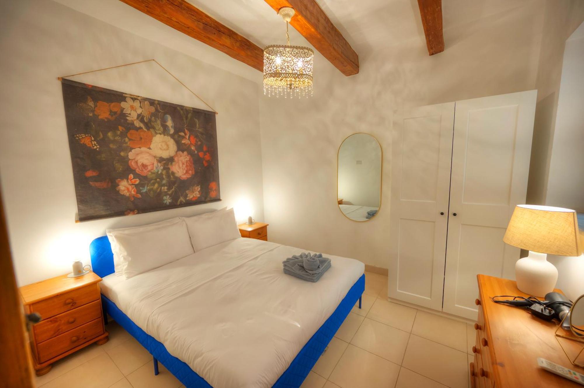 Magestic Palazzo, Jacuzzi On Roof Terrace Goval-3 Holiday home