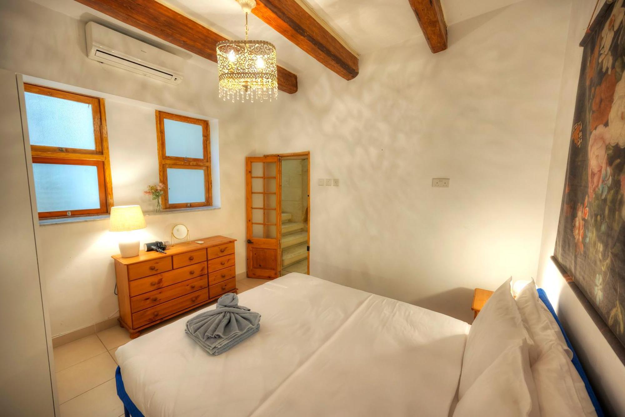Holiday home Magestic Palazzo, Jacuzzi On Roof Terrace Goval-3 Valletta