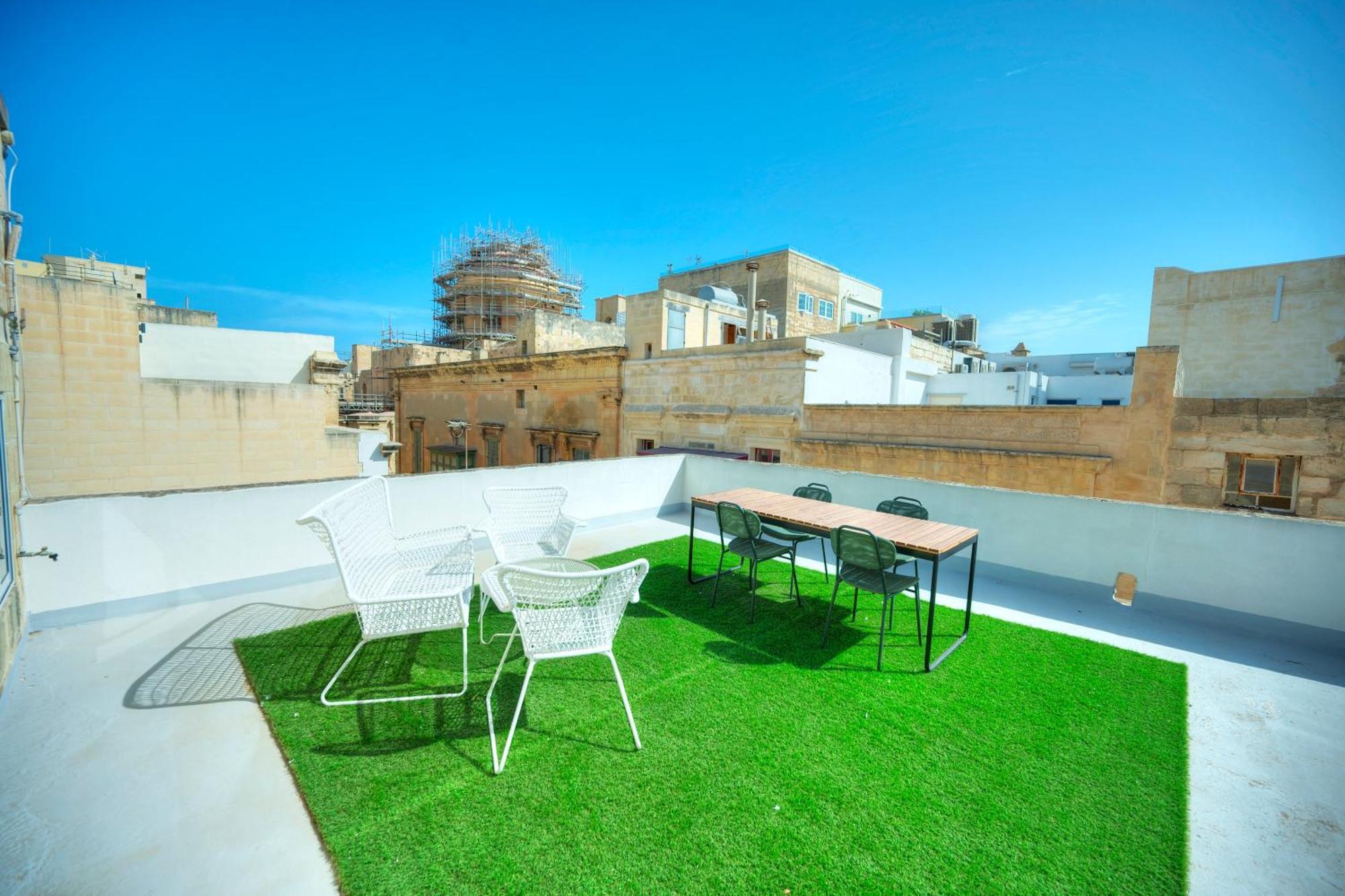 Holiday home Magestic Palazzo, Jacuzzi On Roof Terrace Goval-3 *