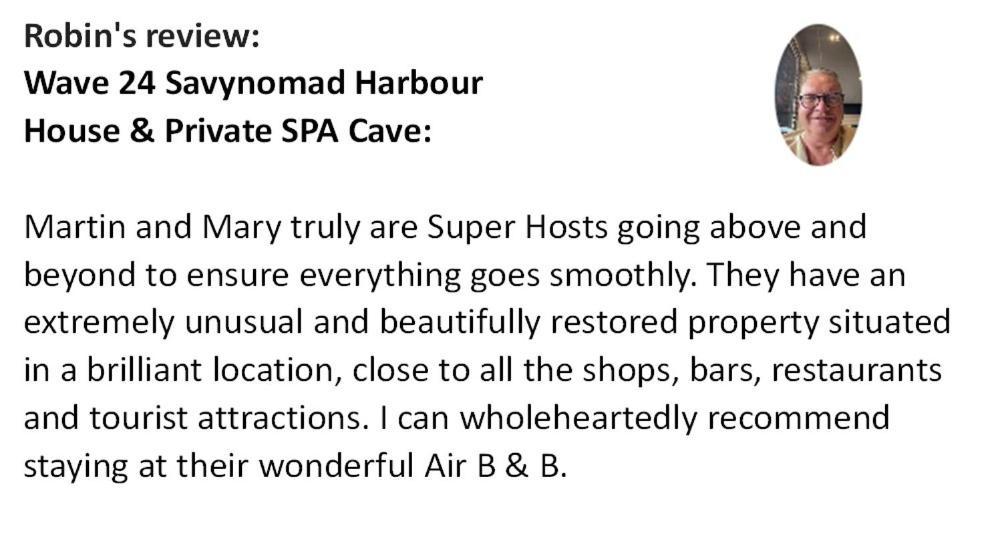 Wave 24 Savynomad Harbour & Private Cave Valletta