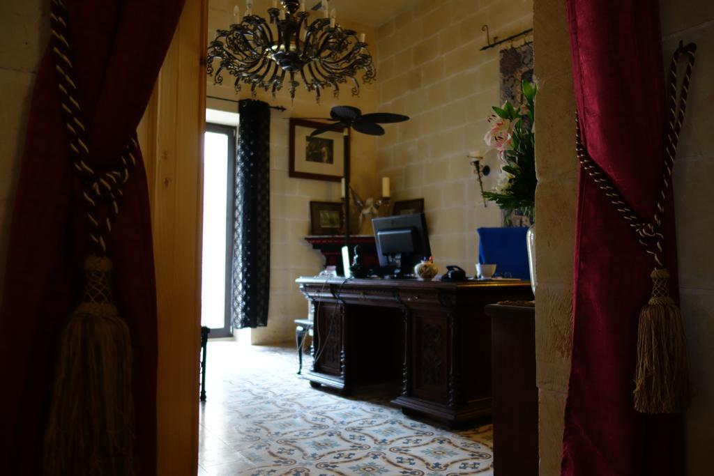 Topking Apartment