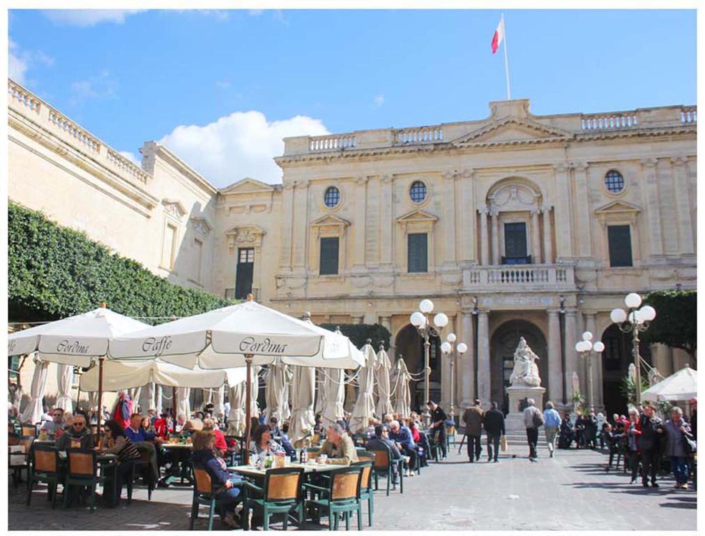 G- House * Valletta